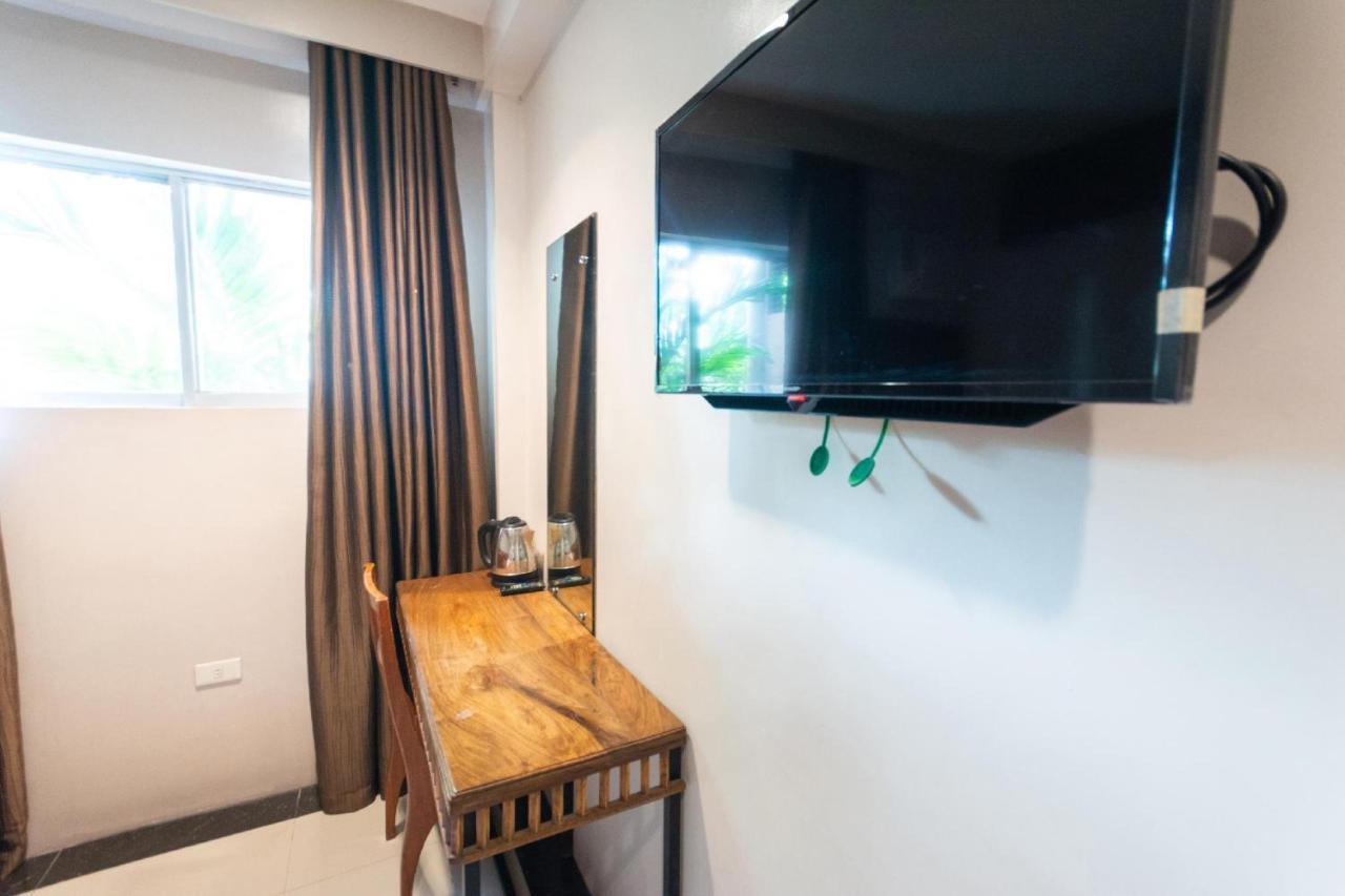 Chito'S Hotel Iloilo City Zimmer foto