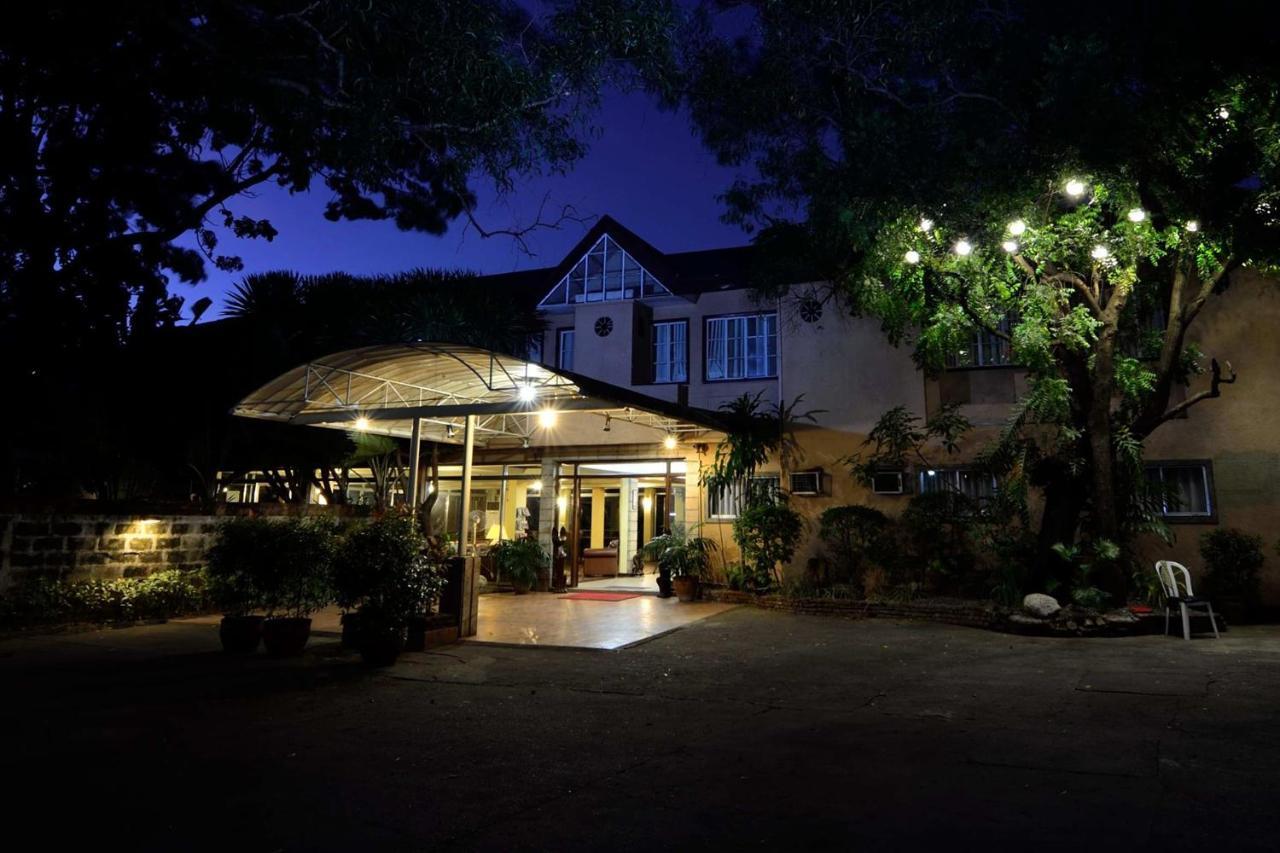 Chito'S Hotel Iloilo City Exterior foto